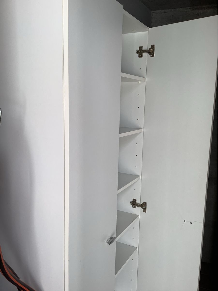 Armadi: Schrank – Usato da Chur venduto da jk.84