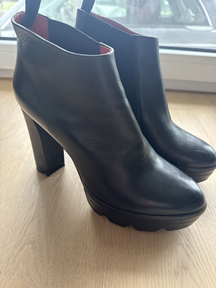 Santoni Scarpe da donna: Santorini Leder-Stiefeletten – Usato da Sins venduto da Isabella.M