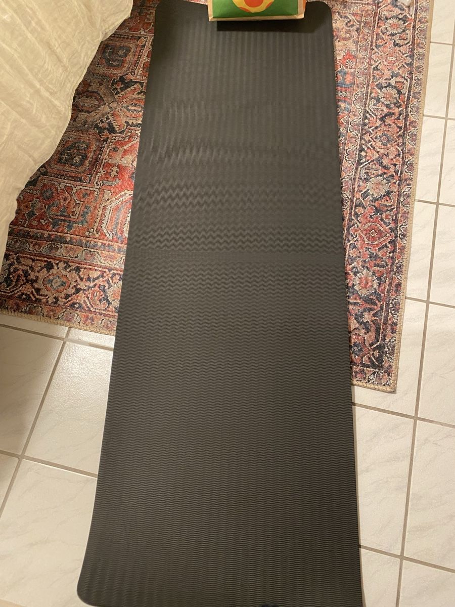 Tunturi Tappetini fitness: Tunturi Yogamatte 8mm non-slip – Usato da Zürich venduto da Niccy1 2