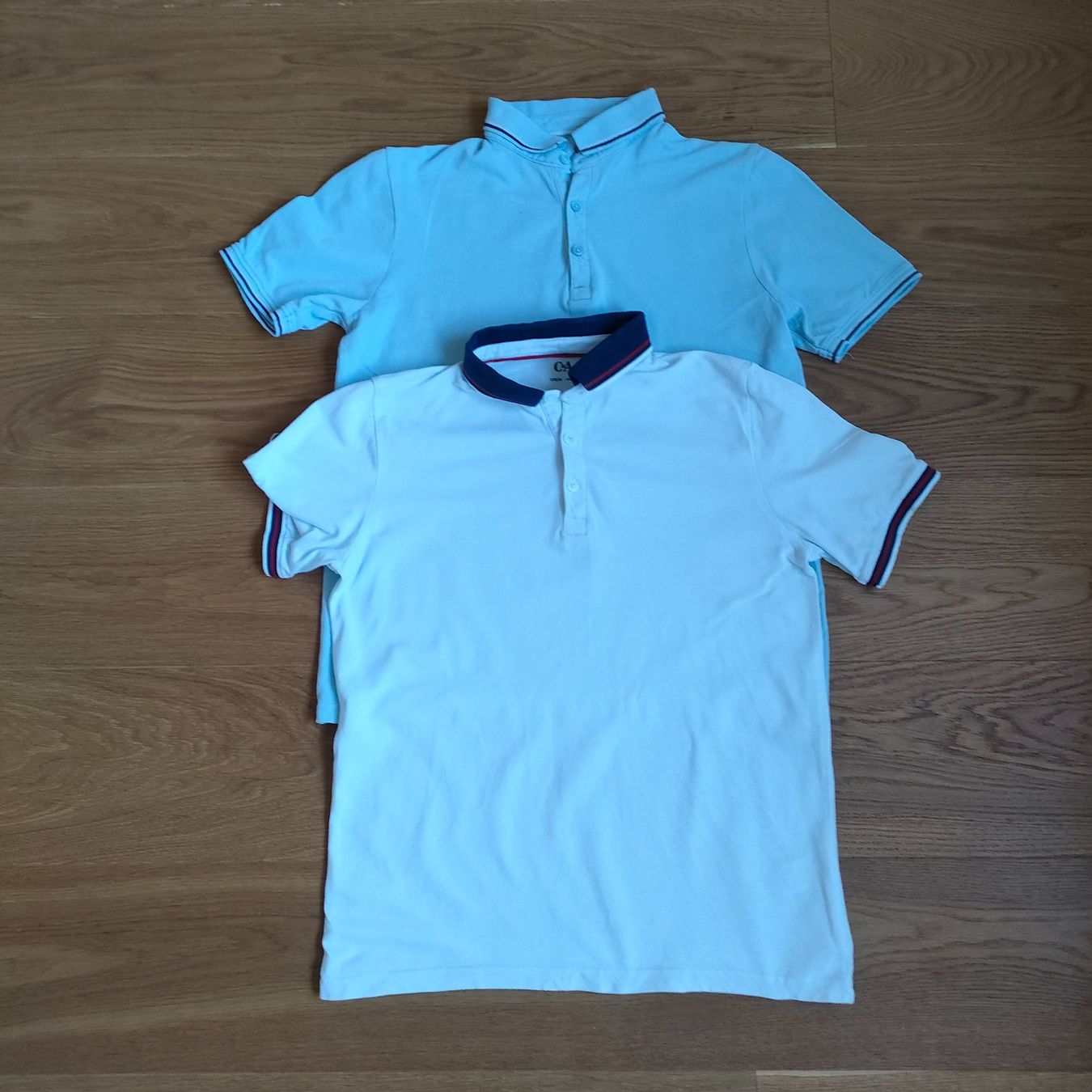 Camicie, T-shirt & Polo: 2 Poloshirts Gr. 170 – Usato da Kilchberg ZH venduto da evahug