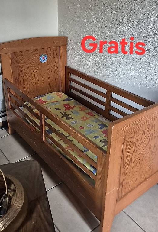 Betten: Kinderbett Gratis – Gebraucht aus Möhlin von dpcom9