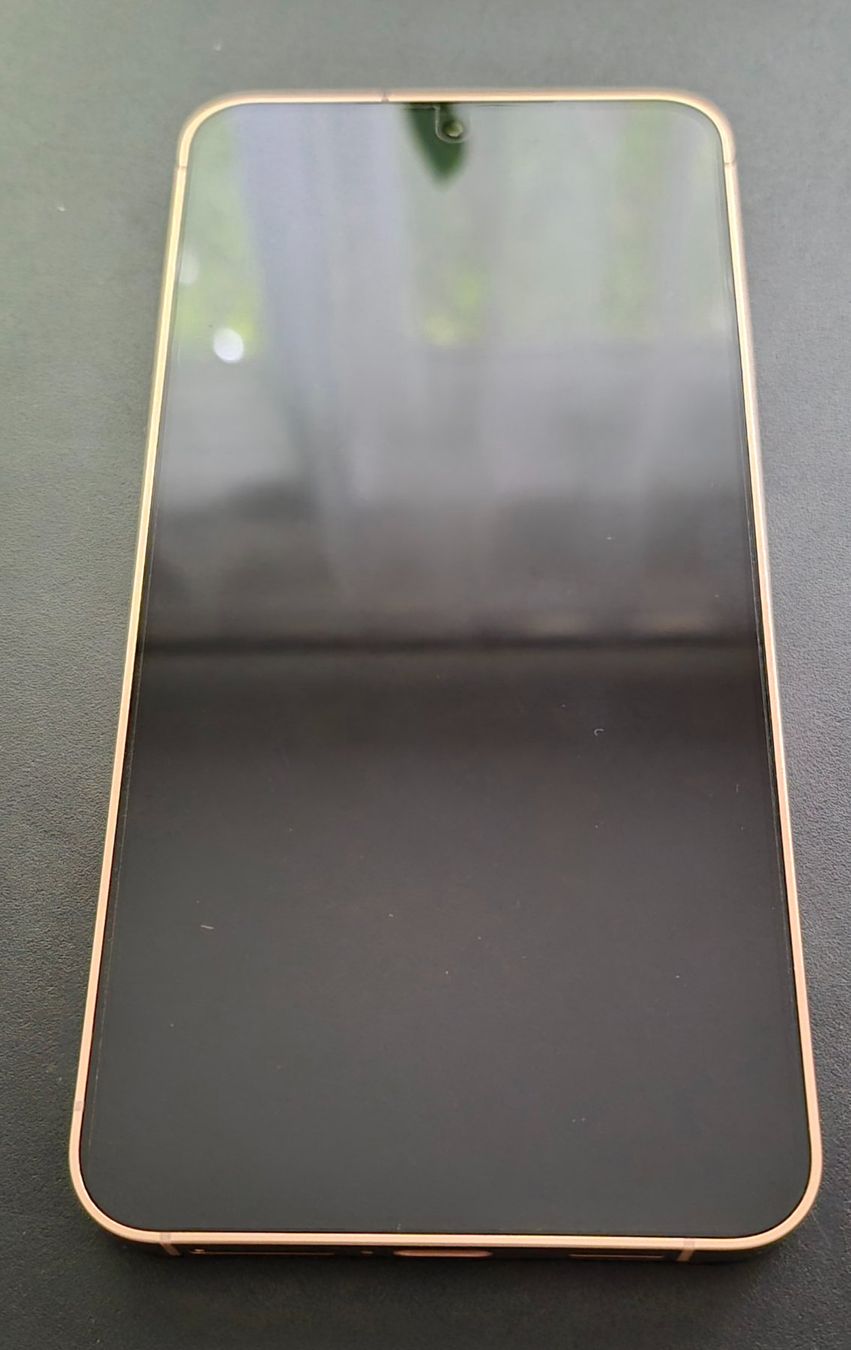 Samsung Telefoni cellulari / Smartphones: Samsung S24, 128GB, neuwertig – Nuovo (secondo la descrizione) da Basel venduto da DriggerMS 1