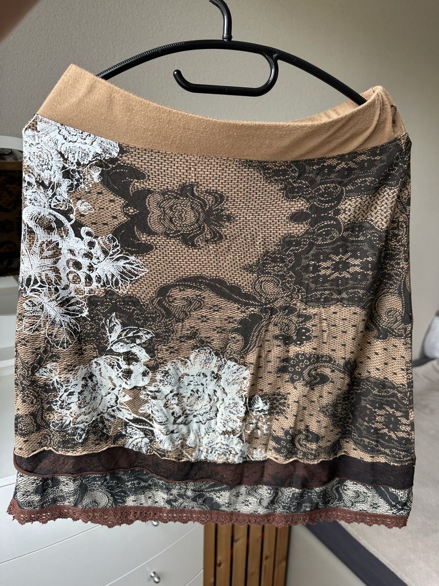 Tissus: Desigual Stofftock – D'occasion à Bellmund par Srisi01 2