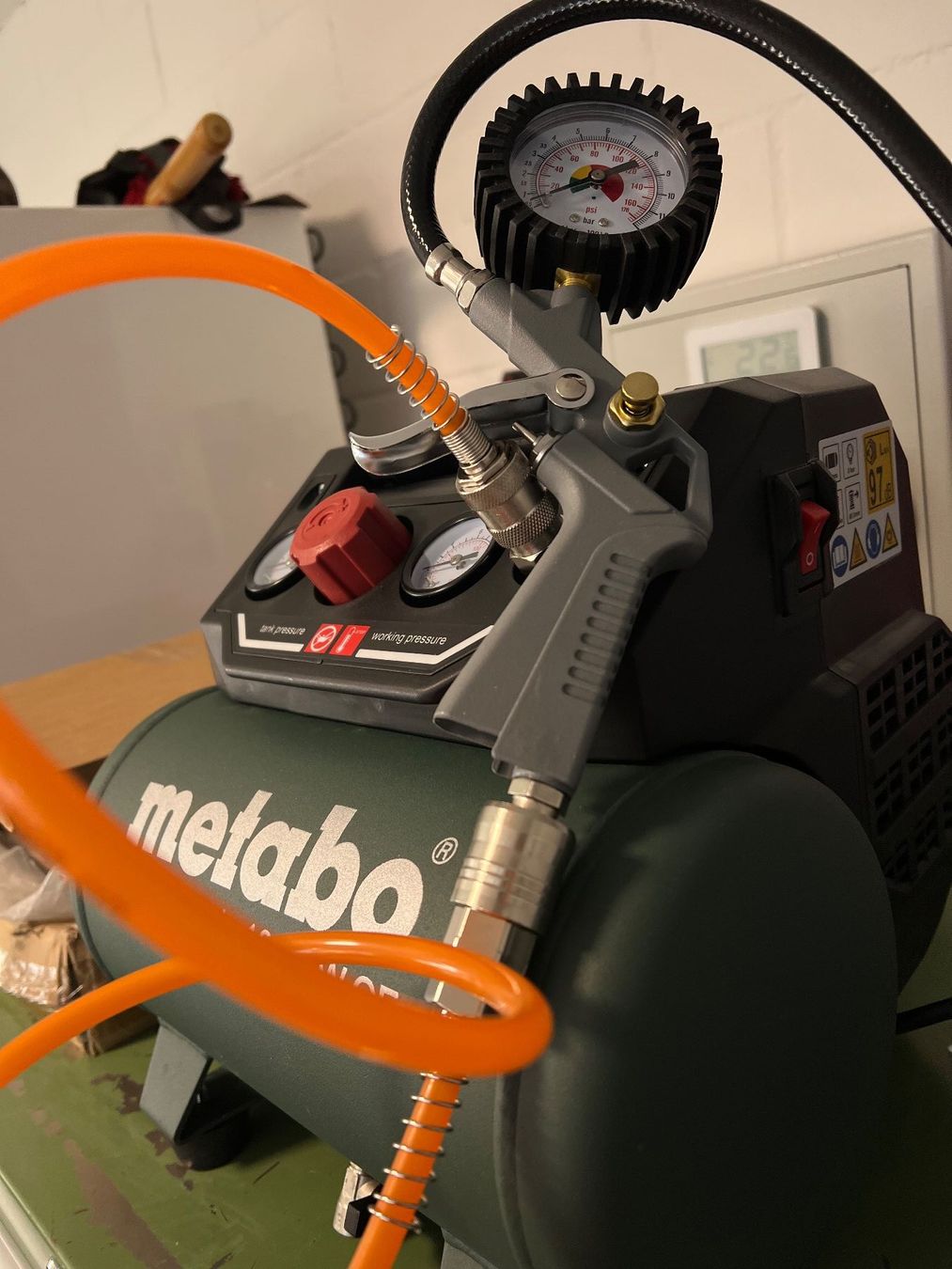 Metabo Compresseurs: Kompressor Metabo Basic 160-6 W OF – D'occasion à Brütten par mcstern 2