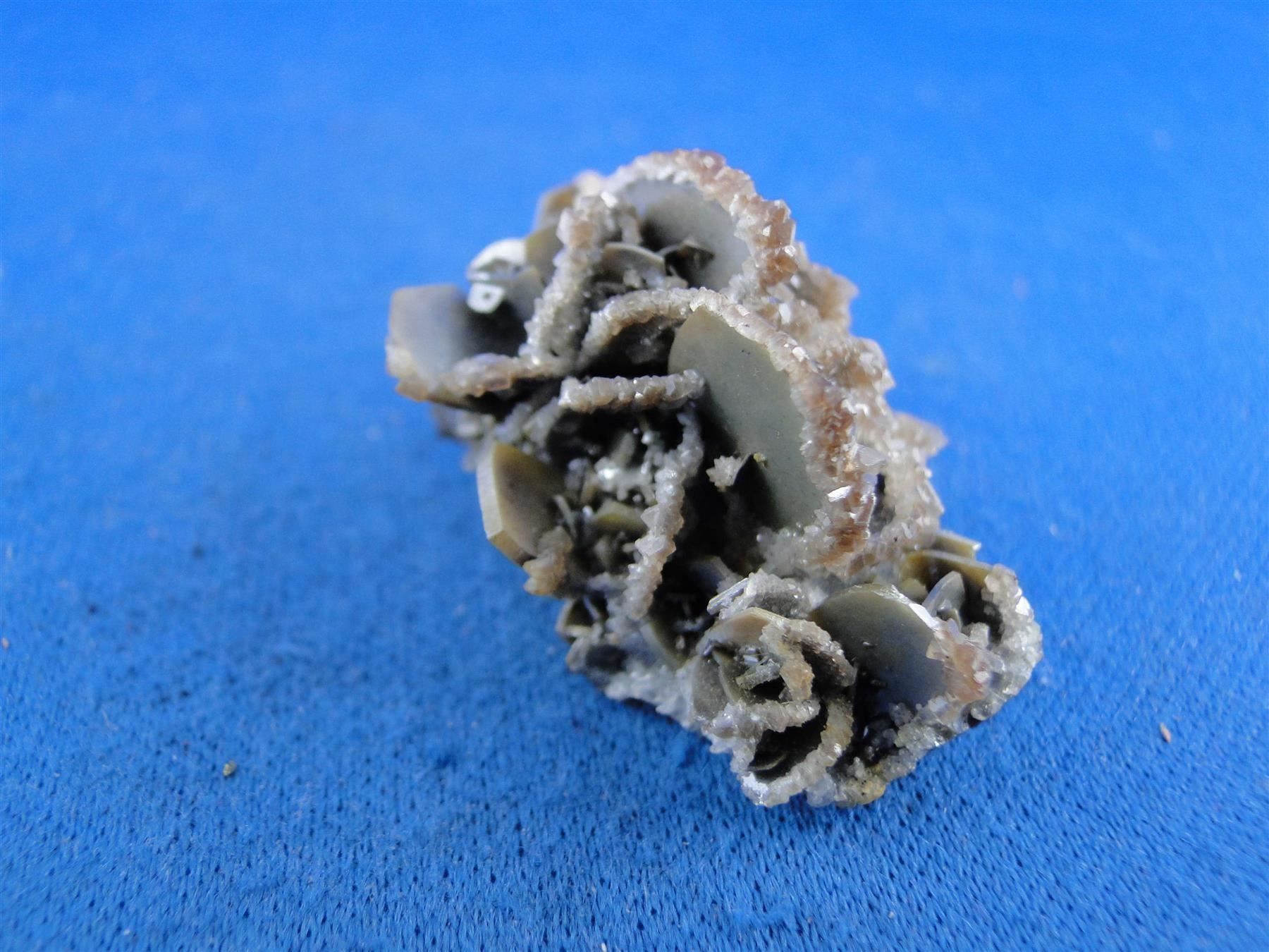 Minerali & Pietre curative: Wulfenit mit Calcit und Quartz – Usato da Schinznach Bad venduto da Demerald 3