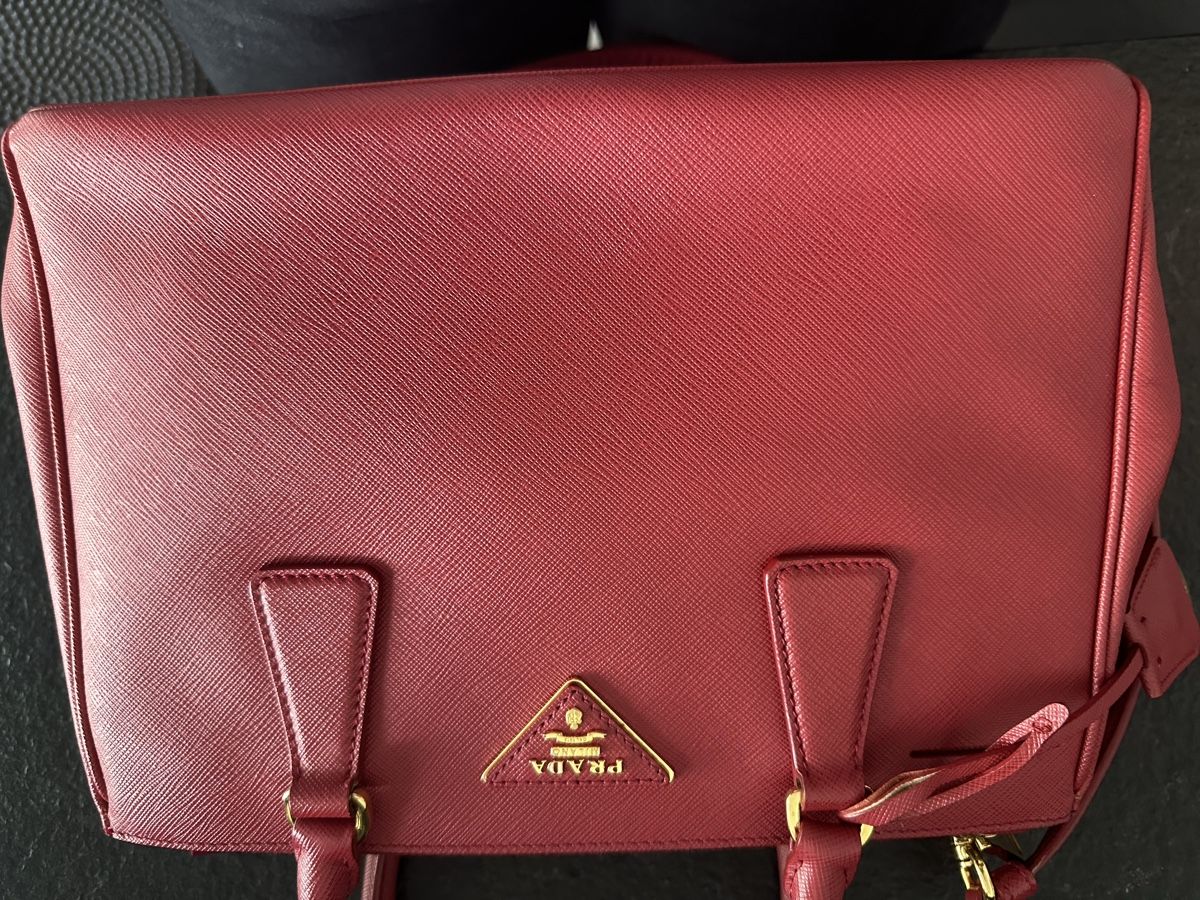 Prada Borse da donna: Prada Tasche, rot, Topzustand – Nuovo (secondo la descrizione) da Wettswil venduto da haddy91 8