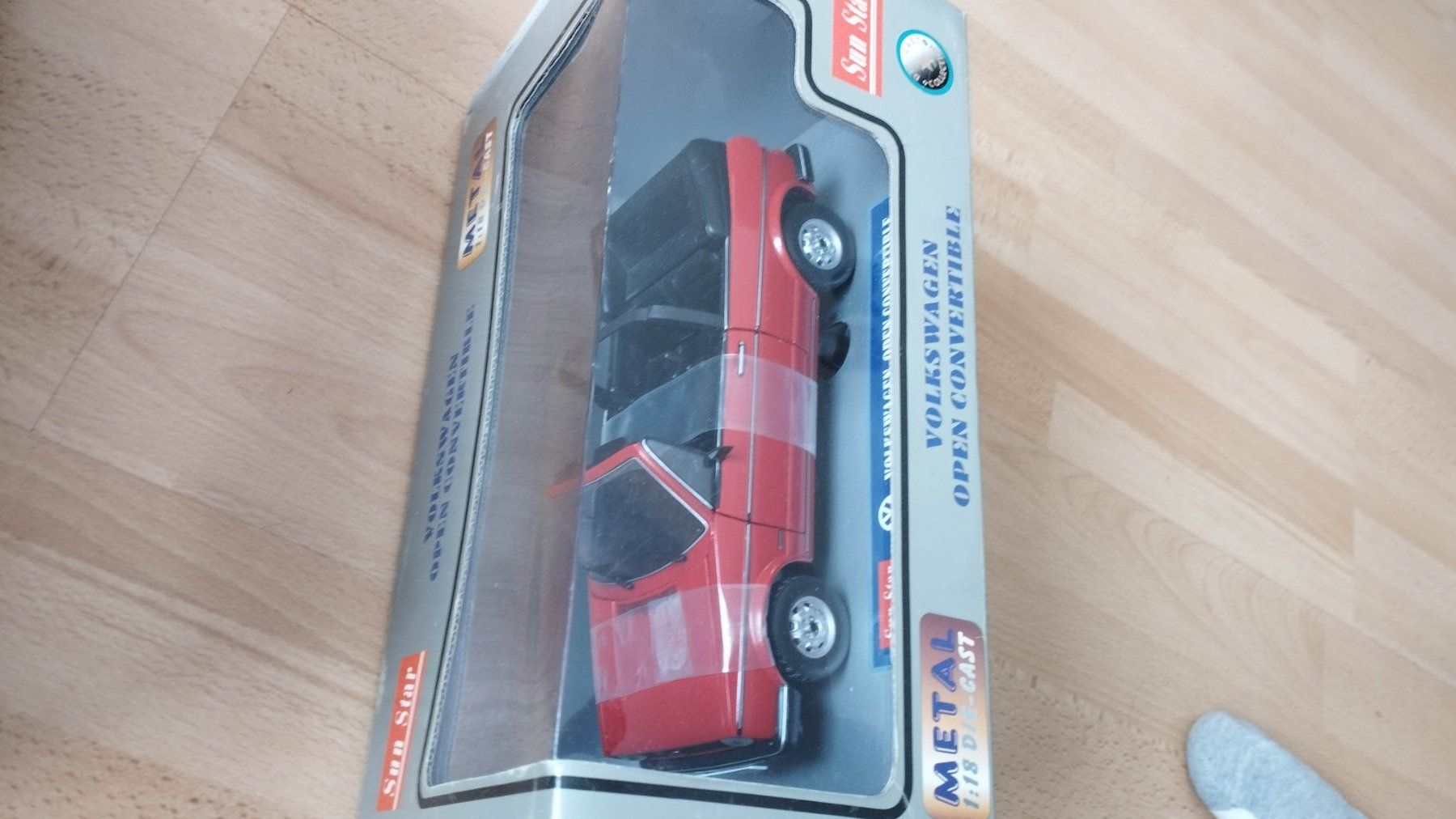 Volkswagen Modellautos: VW Golf I GTI zwei Modelle / ein Golf Cabrio GL – Neu (gemäss Beschreibung) aus Chur von oriori 4
