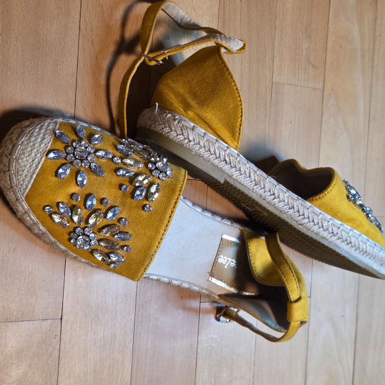 Scarpe da donna: DeeZee Ocker Sandalen mit Strass Gr.39 – Usato da Wald ZH venduto da CapLux 3