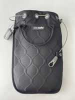 Pacsafe Travelsafe 3L Portable Safe
