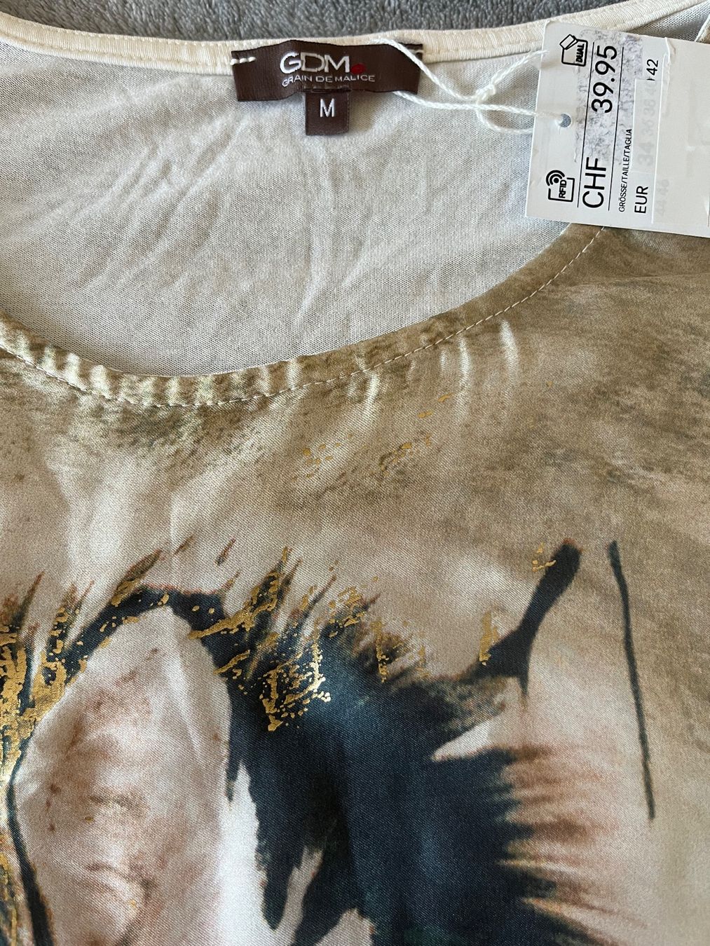 Camicette: New  blouse size S/M – Nuovo (secondo la descrizione) da Chêne-Bougeries venduto da Seetooyoo 1