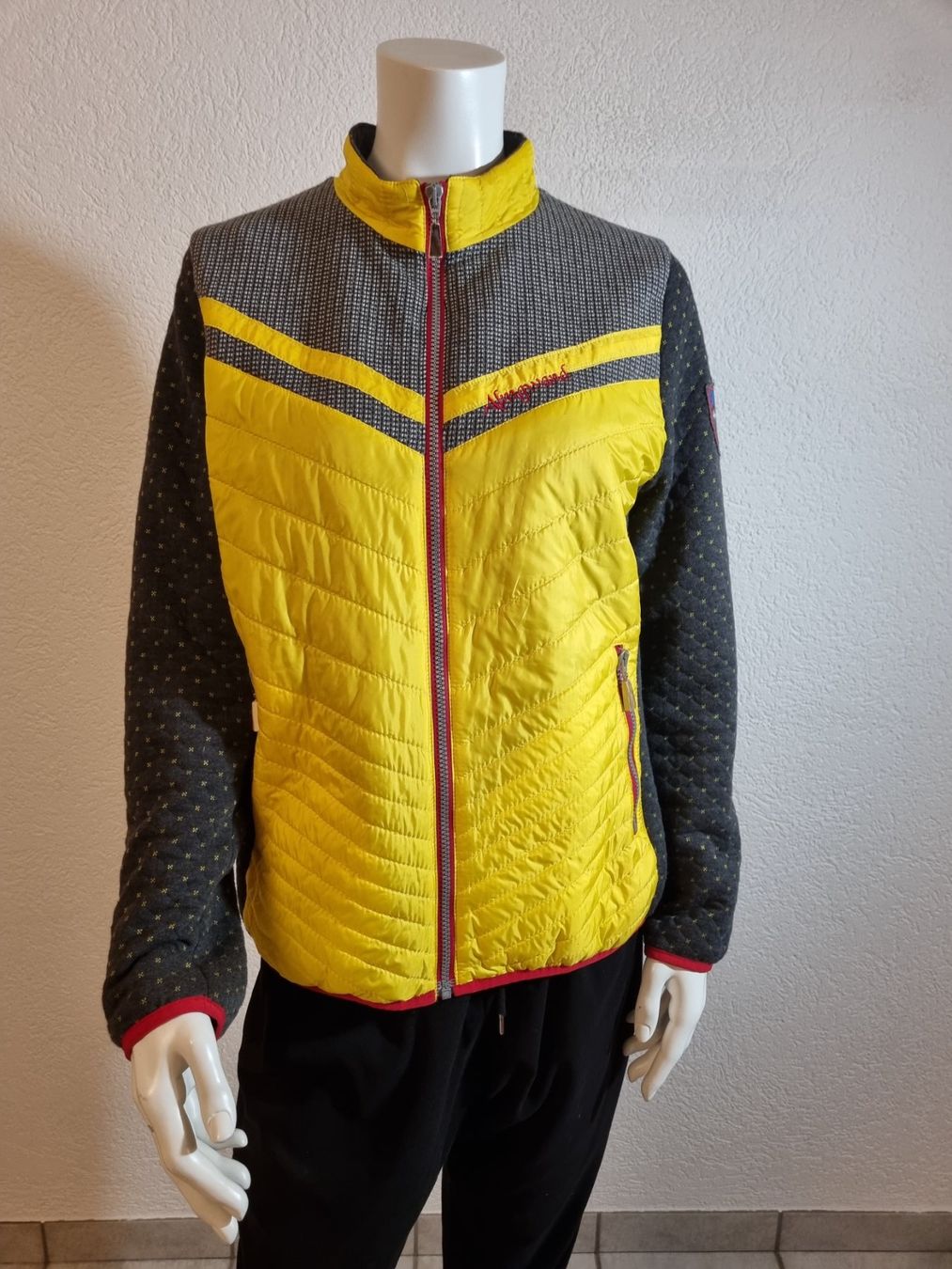 Almgwand Giacche: Almgwand Jacke Grösse 42 – Usato da Schönenwerd venduto da Chez_Mimi
