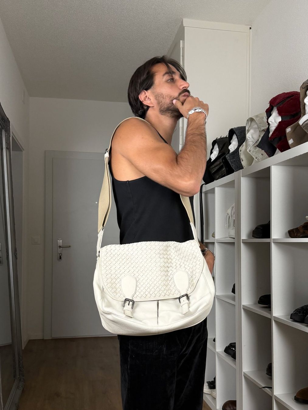 Bottega Veneta Taschen: Bottega Veneta Messanger Bag – Gebraucht aus Biel/Bienne von sami0788480082 1