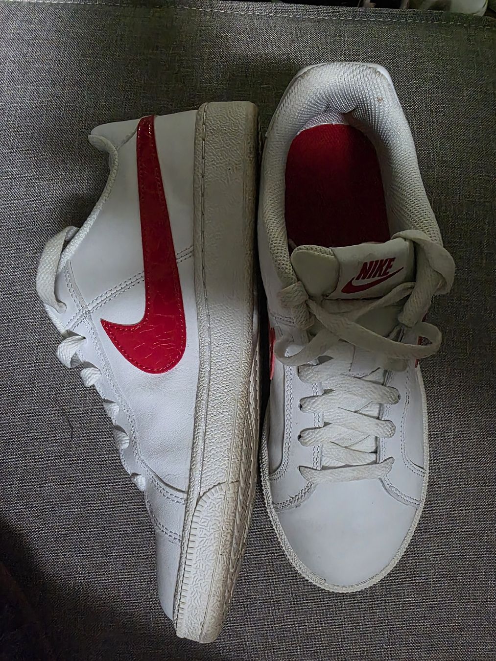 Nike Chaussures femmes: Sneaker von Nike – D'occasion à Malix par Max05 1