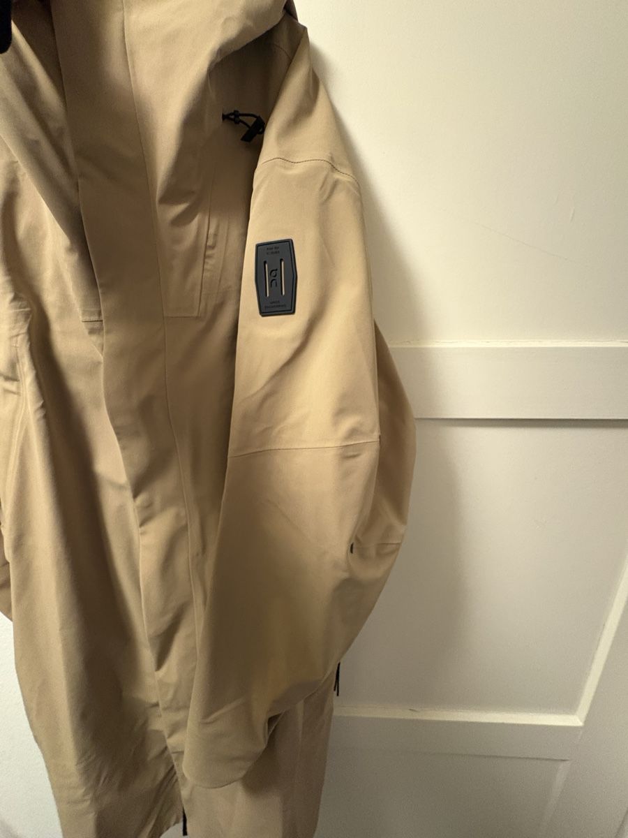 Manteaux: On Running Parka Size M men’s - Beige – Neuf (Voir description) à Zürich par mar_xc8m 4