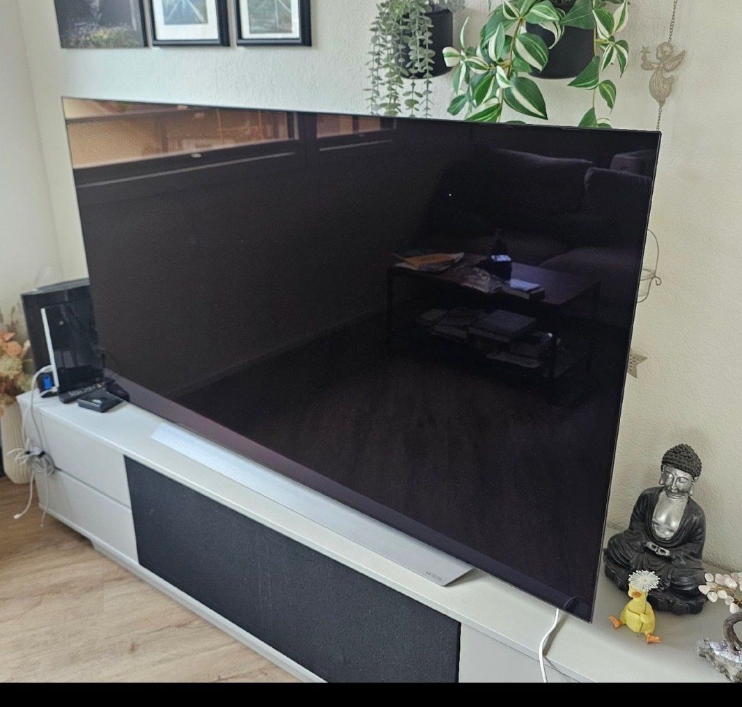 Appareils TV: LG OLED65C18LA – D'occasion à Trasadingen par Kaffee.mann 2