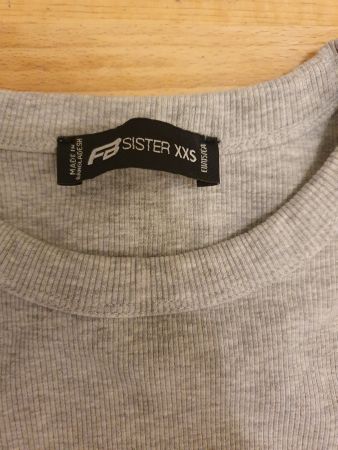 Kleid+T-Shirt Gr.XS