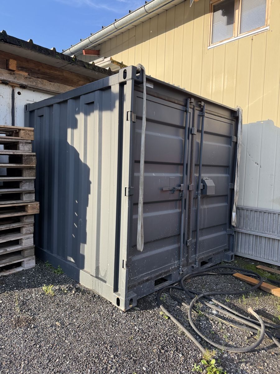 Autres articles bureau & commerces: Schiffcontainer – D'occasion à Buchs SG par cayenneturbo96 1