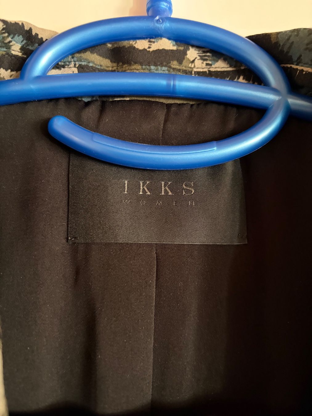 IKKS Giacche: Blazer IKKS en 44 – Usato da Martigny venduto da Sessalie 1