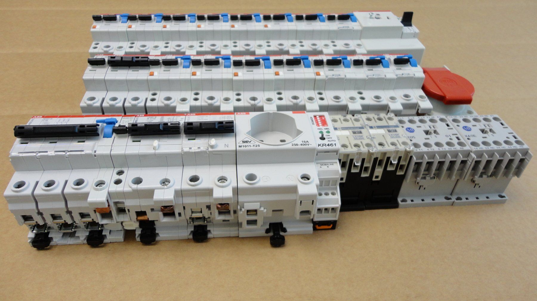 ABB Stromzufuhr: FI&LS ABB SMISSLINE Leitungsschutzschalter – Gebraucht aus Emmen von Dora024 7