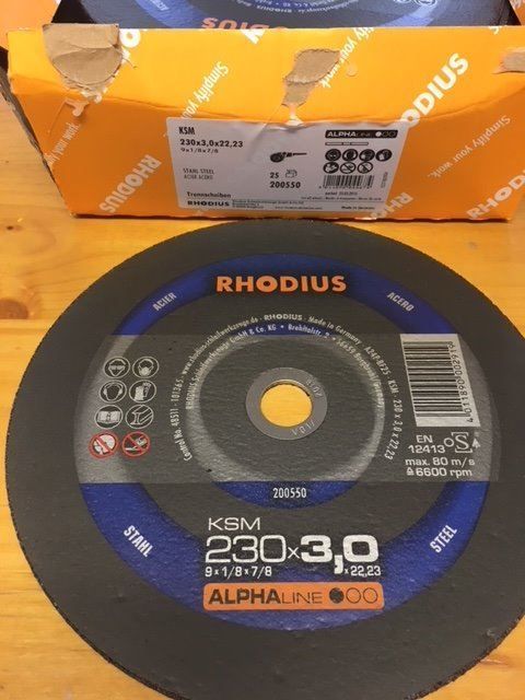Metall- & Schlosserei Werkzeug: Qualitäts-Trennscheiben 230mm/ 3mm – Neu und originalverpackt aus Zuzwil SG von Dorian67 1