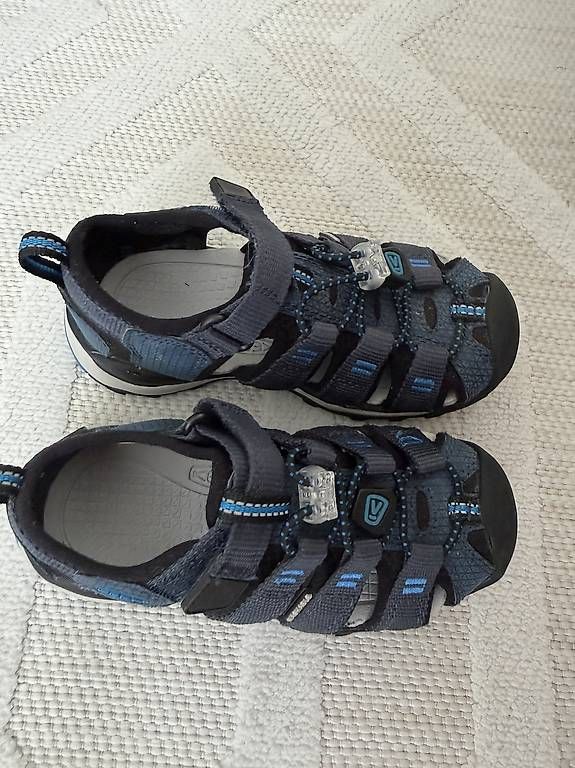 Chaussures garçon: Keen Sandalen – D'occasion à Bülach par Peron83 2