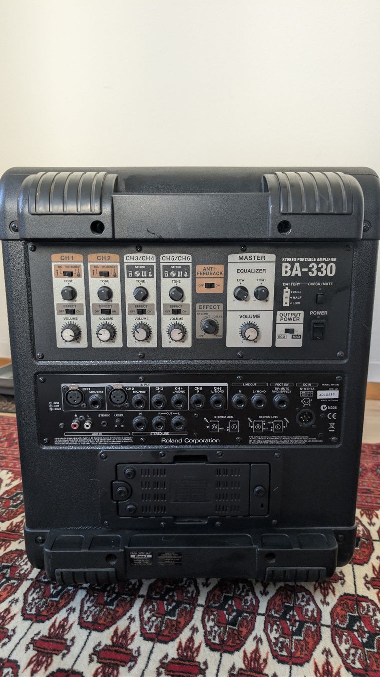 Roland Amplificatori: Roland BA-330 Stereo Portable Amplifier – Usato da Langnau am Albis venduto da kon_ly2p 1