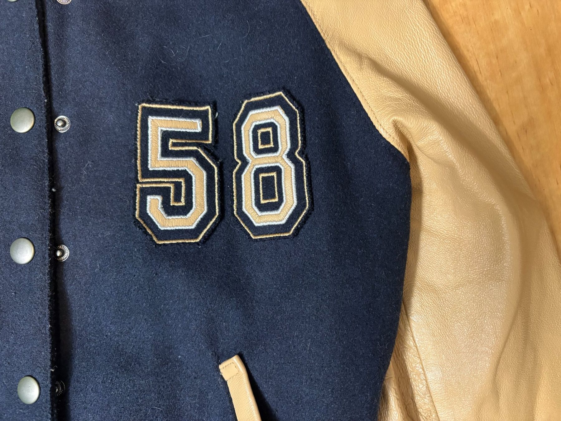Asos Giacche: Collegjacke ASOS mit Lederärmel Gr. 36 – Usato da Willisau venduto da ani_gtk8 1