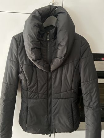 Stylish jacket by Italian brand Frigiwear
