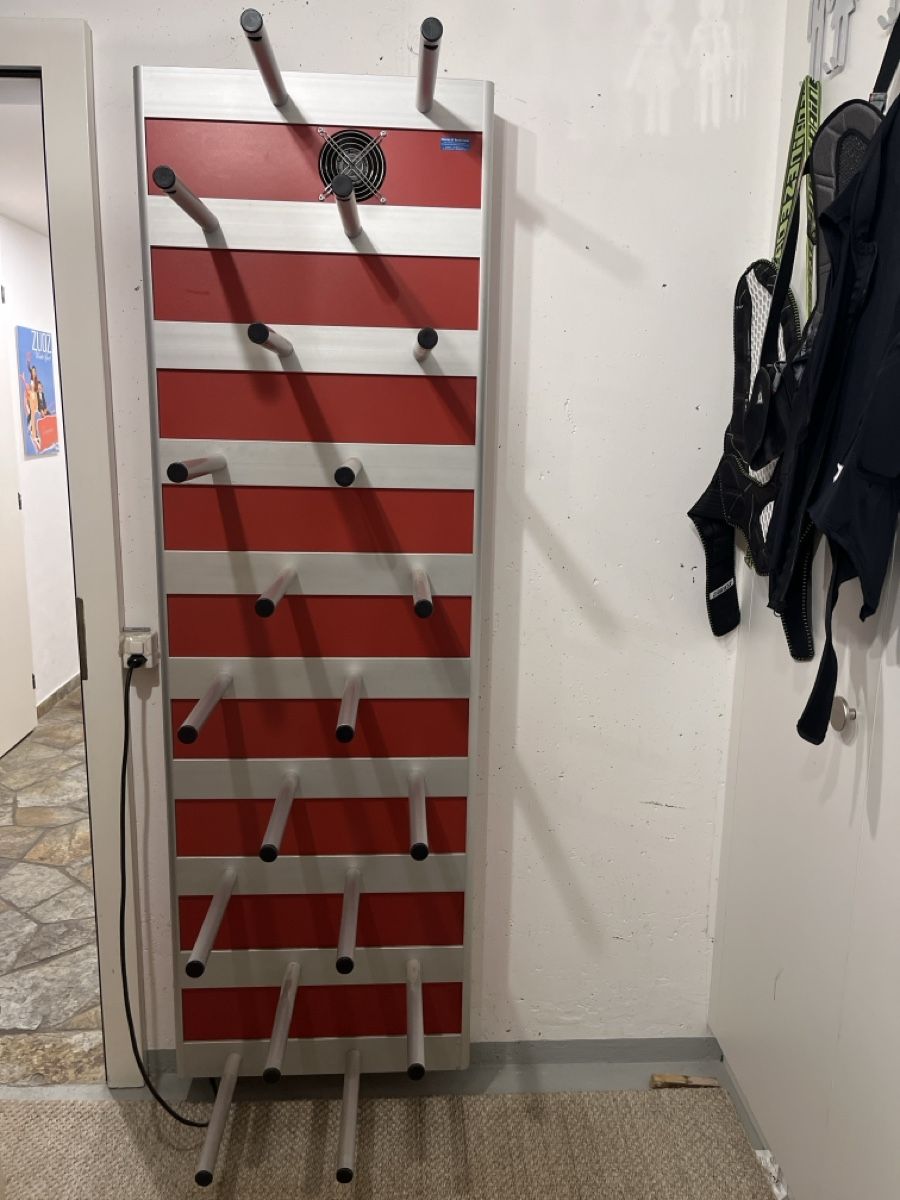 Alle Werkzeuge: Ski Boot Dryer, Great Condition, Ready for Winter Fun! – Gebraucht aus Zuoz von Gs88