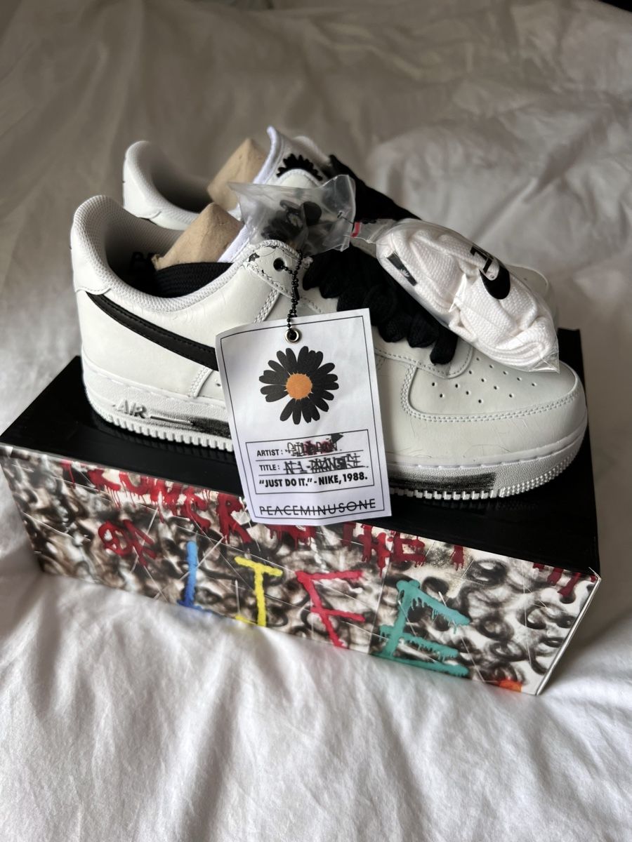 Scarpe da uomo: x G-Dragon Air Force 1 Low "White" sneakers – Nuovo e nell'imballaggio originale da Hochdorf venduto da ThomasDr