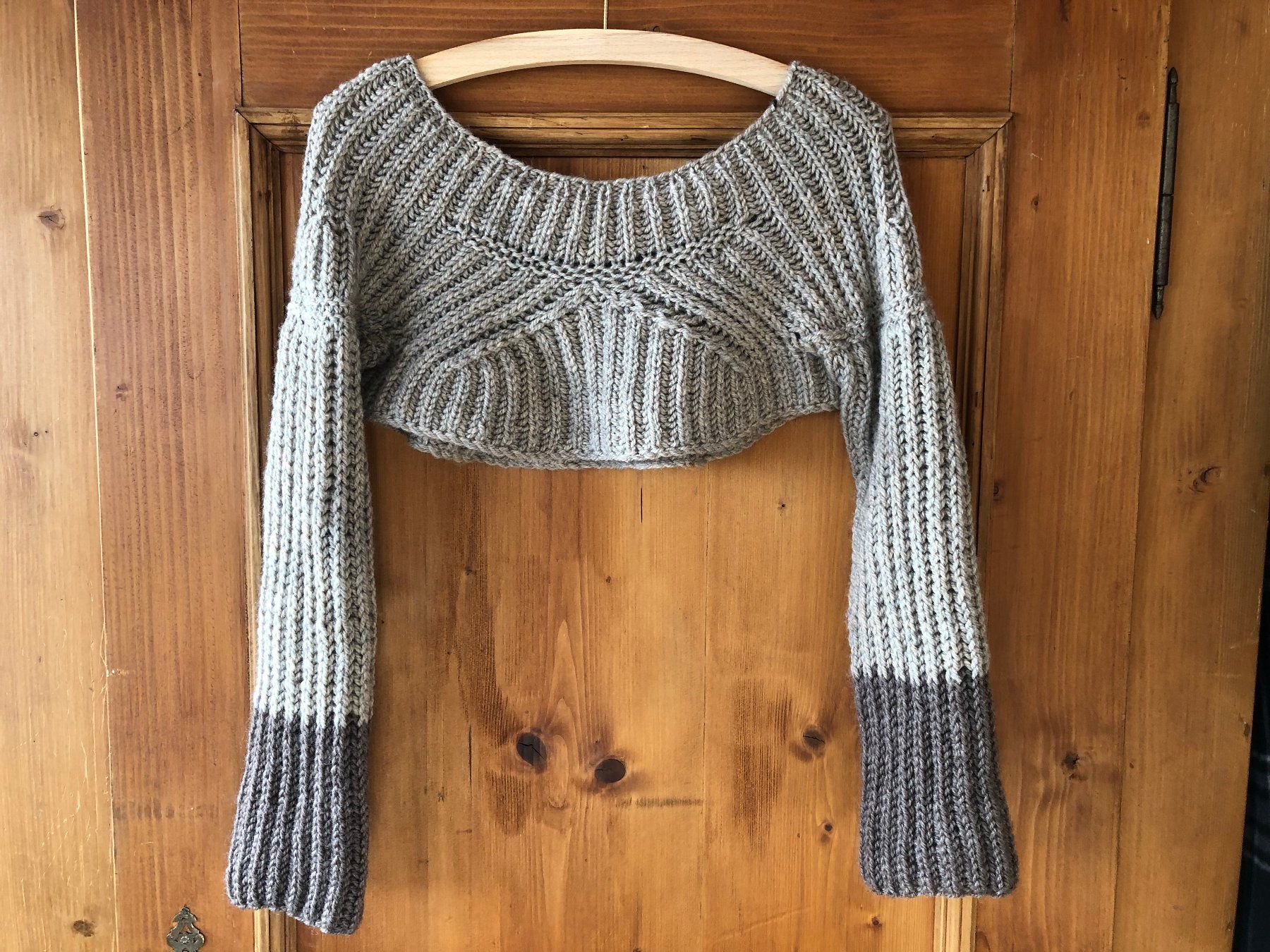 Maglioni & Felpe: Awkward Sweater Pullover Strick Crop 34 36 Wolle hoher NP – Nuovo (secondo la descrizione) da Wald ZH venduto da rotschmuddl