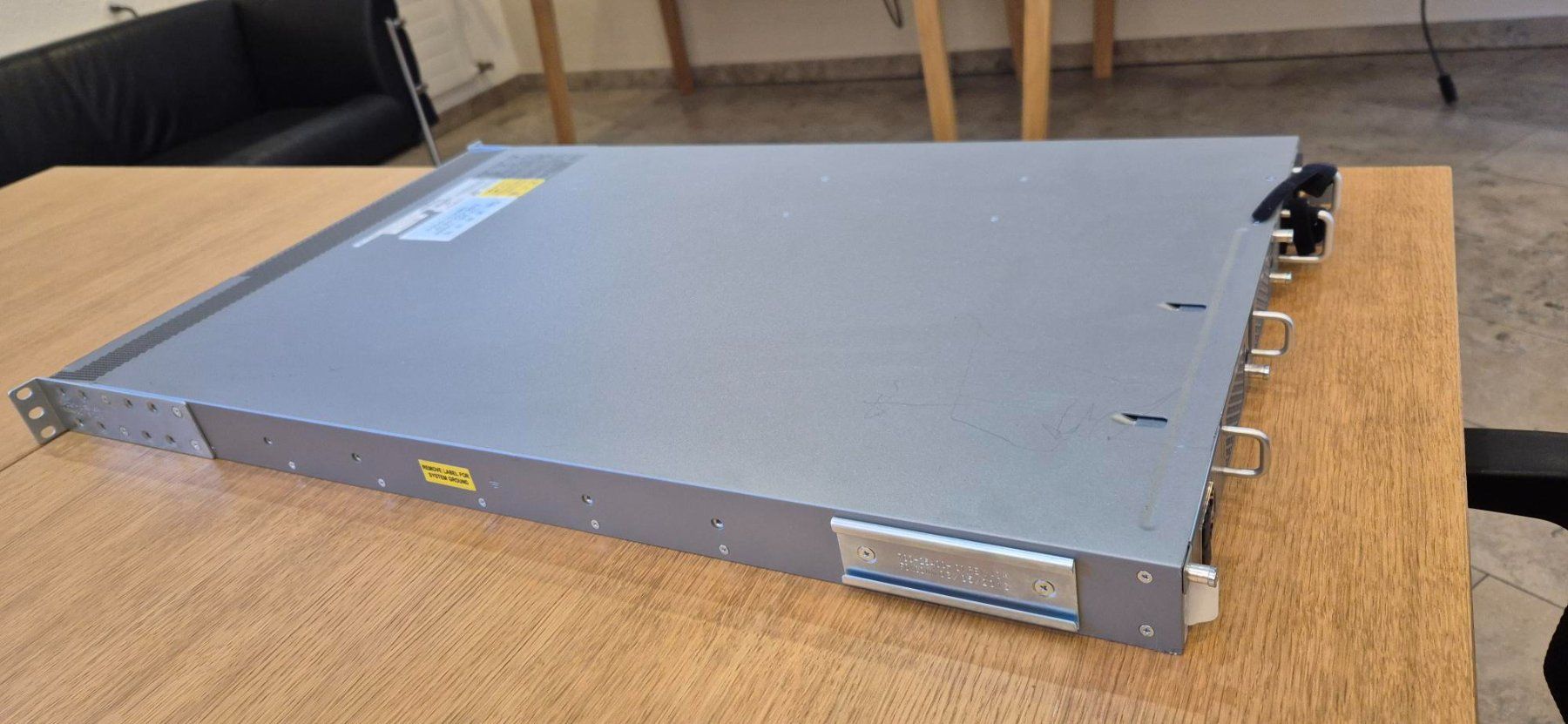 Cisco Alimentazione elettrica: CISCO Network Switch N5K-C5548UP – Usato da Linden venduto da SydalG_