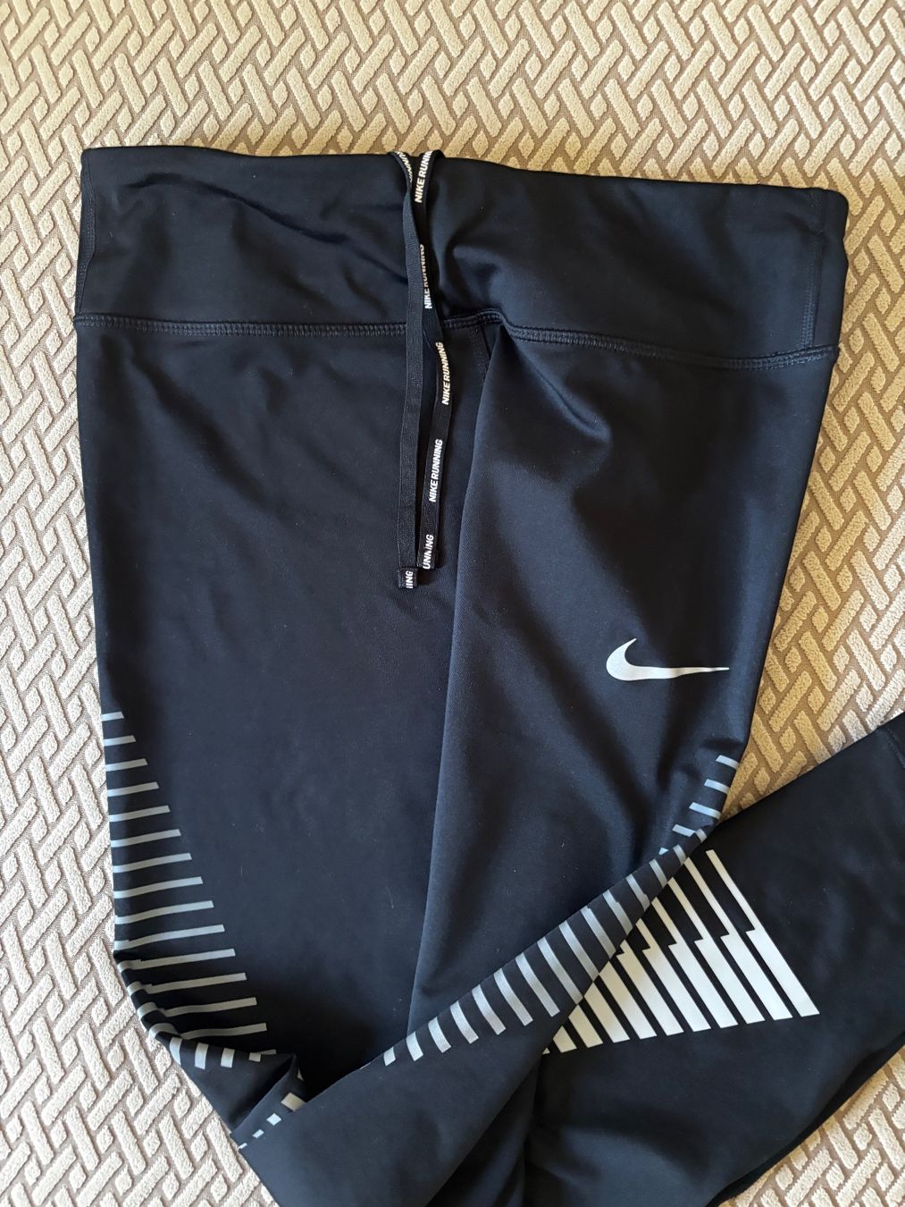 Nike Leggings: Leggings – Usato da Bern venduto da ViksiBash 3