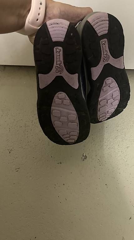 Scarpe per ragazzi: Kinder Wald/Wander Schuhe – Usato da Frauenfeld venduto da anaul_2000 3