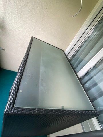 Set di tavolo e panche: Rattan Par Set – Usato da Rüti ZH venduto da 2005kohler 1