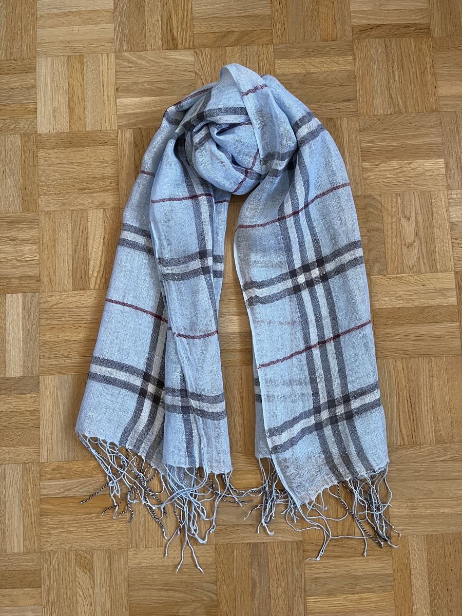 Foulard & Sciarpe: Sommer Schal aus Leinen, hellblau kariert – Usato da Zürich venduto da Kleanthy