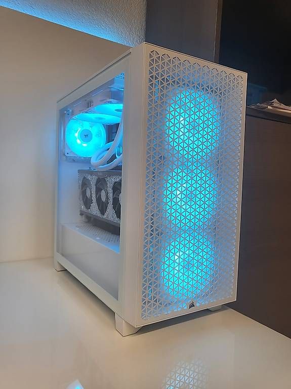 PC: Weisser High end Gaming Pc – Usato da Neuhausen venduto da kahloon1 2