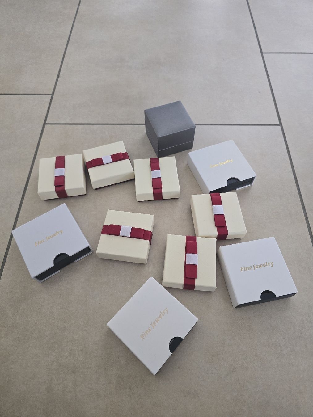 Sonstiger Schmuck: Schmuckboxen / Schmuckaufbewahrung – Gebraucht aus Rickenbach b. Wil von VeryLovelyThings
