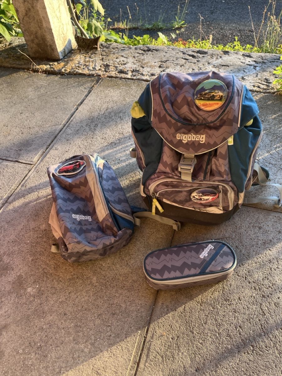 Ergobag Borse & Zaini: Ergobag Rucksack mit Zubehör guter Zustand – Usato da mattstetten venduto da Stollbru