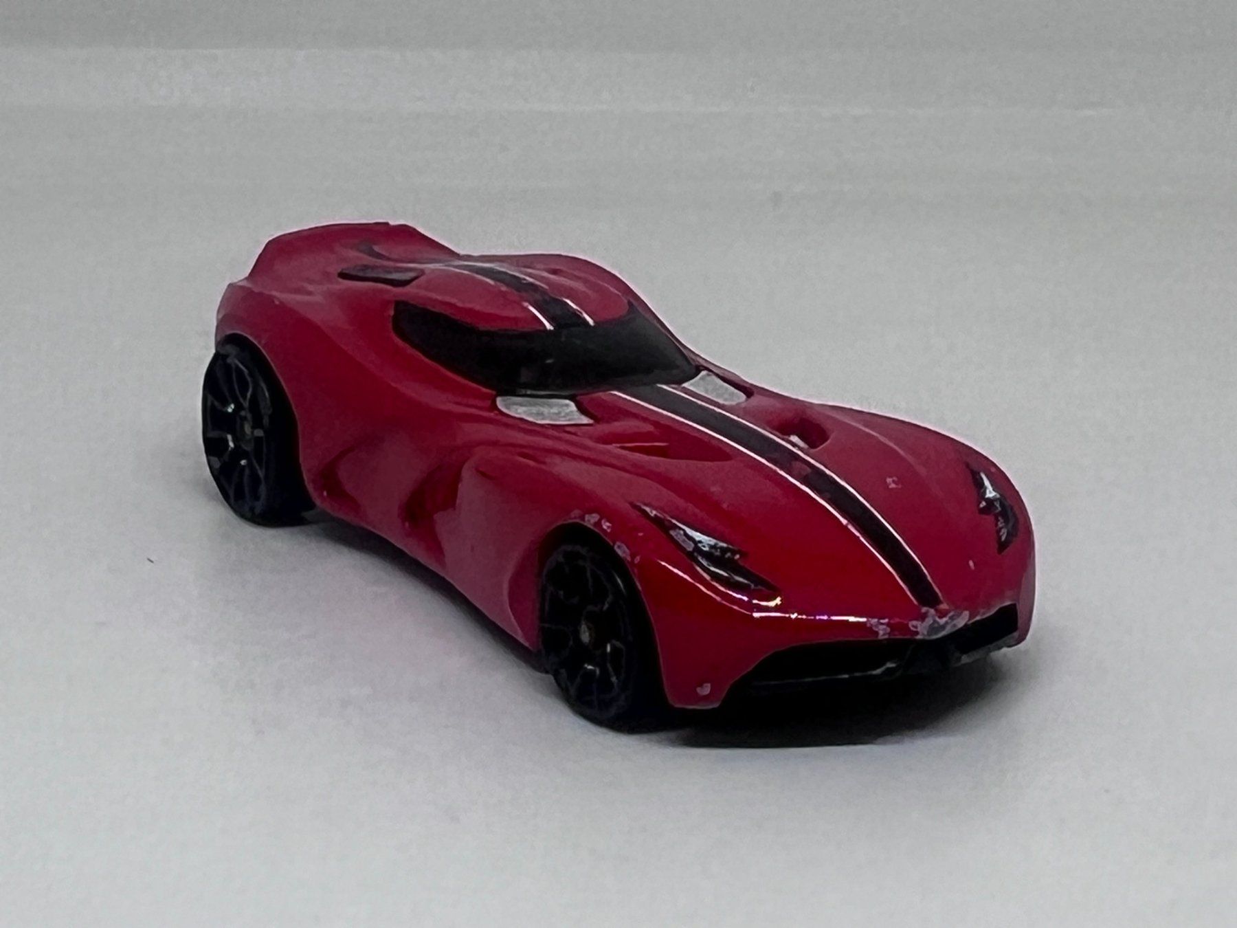 Hot Wheels Modellini d'auto: Hot Wheels Velocita #614 – Usato da Wildegg venduto da LaaBoutique
