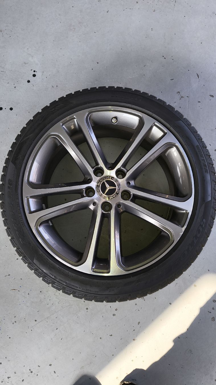 Pneumatici & Ruote complete: Mercedes C Klasse W206 Winterräder – Usato da Lömmenschwil venduto da bmwfanatix