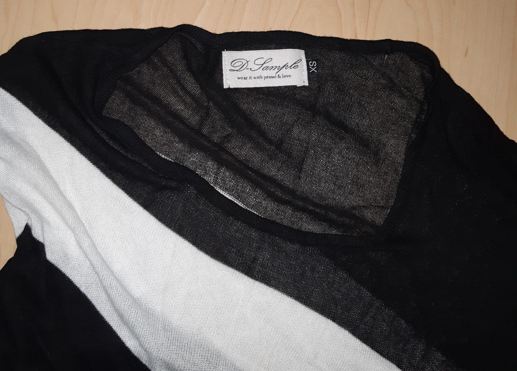 H&M Pullover & Sweatshirts: Damen Pulli. Gr. XS, Marke: H&M + D. SAMPLE – Gebraucht aus sachseln von soficool 5