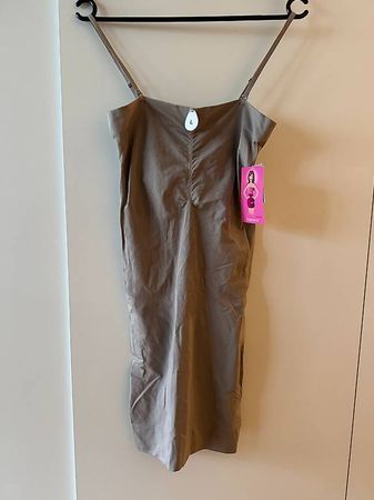 Shapewear-Kleid / Unterkleid  Grösse L  Neu & ungetragen