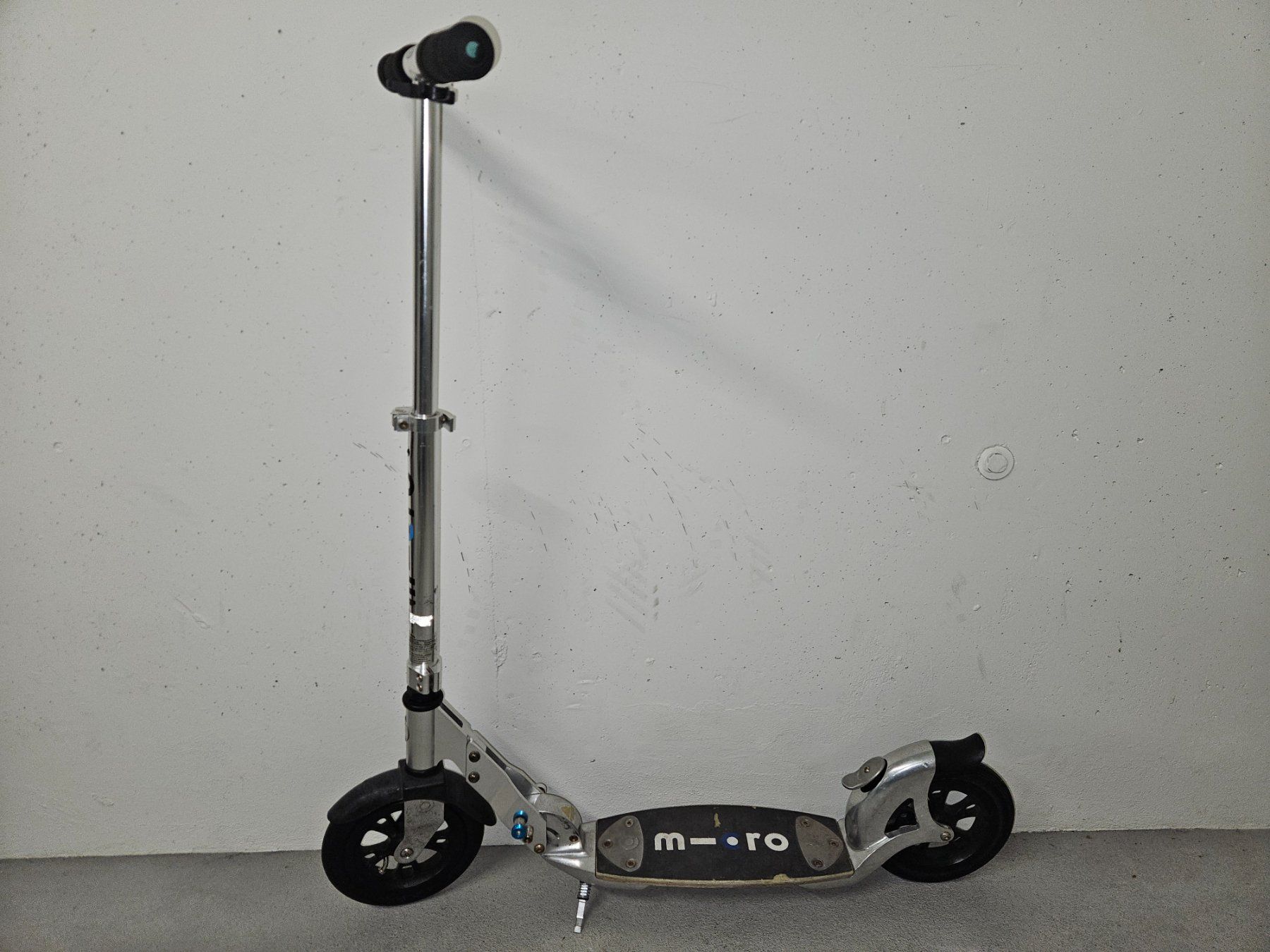 Micro Kickboard: Micro Flex Air - Scooter / Kickboard – D'occasion à Kerns par cougar85