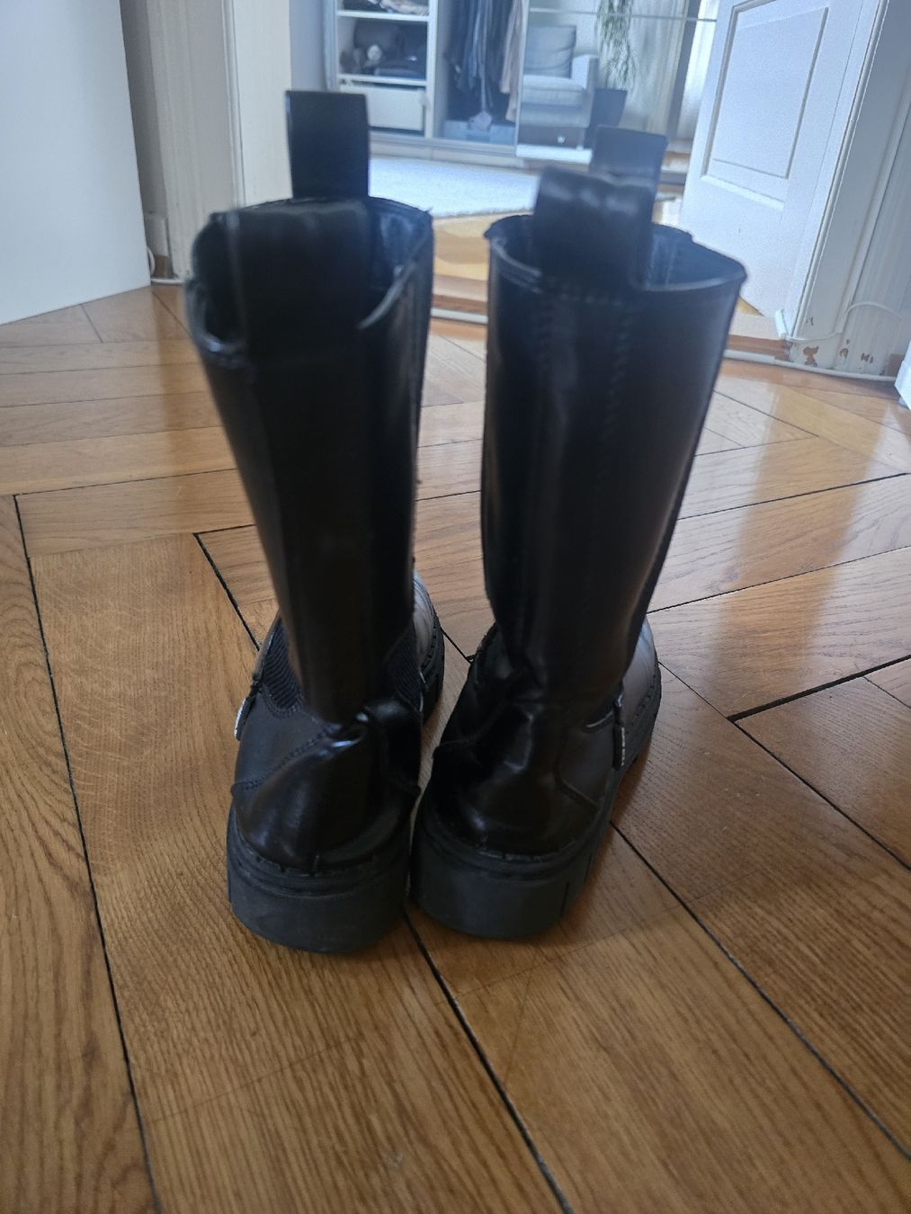 Esprit Scarpe da donna: Schwarze Stiefel Leder Grösse 38  – Usato da Zürich venduto da nara13 1