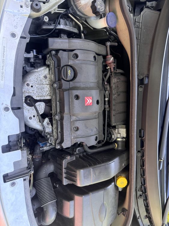 Citroën Automobili: Citroën C3 1.6 16V manuelle, essence – Usato da Veyrier venduto da Chessmann_Douane1255 5