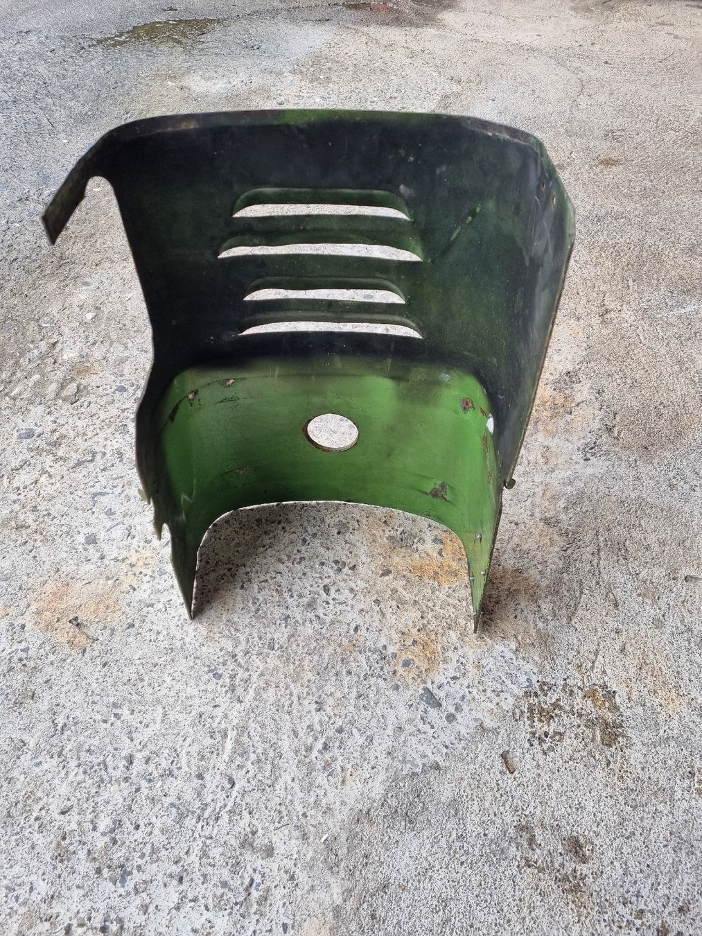 Trattori: Rapid Spezial Motorabdeckung – Usato da Giswil venduto da Xloopx 2