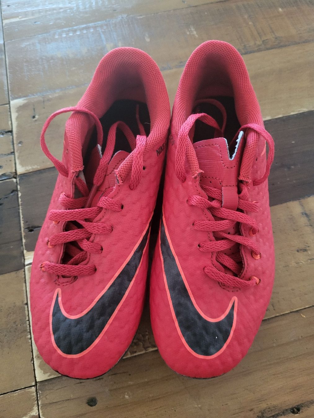 Nike Scarpe per ragazzi: Chaussures de football Nike Hypervenom taille 34 – Usato da Ursy venduto da Tchoupitchou 2