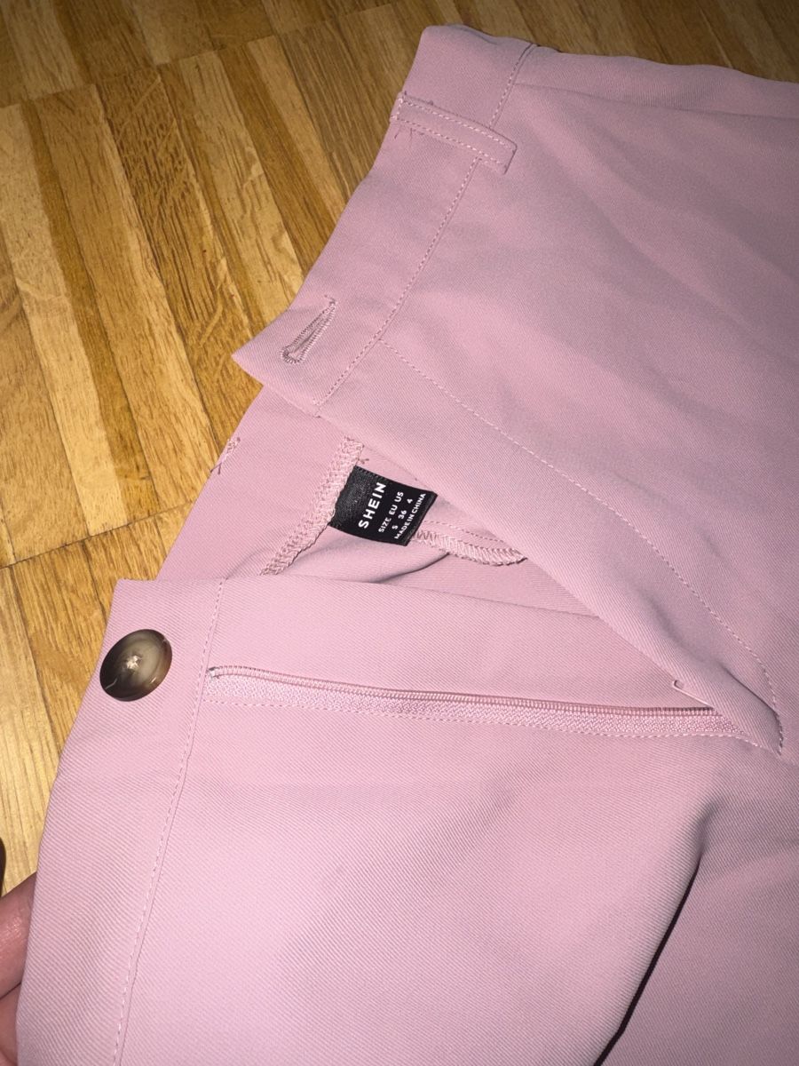 Shein Hosen: Rosa Stoffhose  – Gebraucht aus egerkingen von cin_vqn7 1