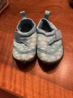 (Bade-) Schuhe Grösse 22 Blau mit Fischmuster guter Zustand